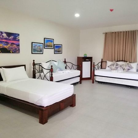 Nirvana Resort Puerto Galera Exteriör bild